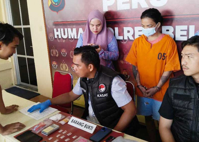 Jadi Kurir Sabu Cadangan, Janda 3 Anak Berhasil Ditangkap Polres Belitung