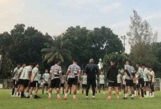 Jelang Kulifikasi Piala Asia, Nova Arianto Fokus Cari Bek untuk Perkuat Timnas U-17