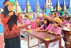 Melestarikan Bahasa Sentani dari Sekolah