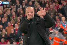 Diejek Fans Liverpool, Pep Guardiola Tunjukkan Gestur 6 Jari