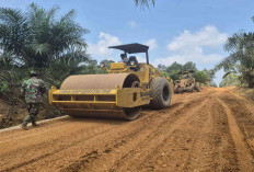 Gunakan Vibro Roller, Satgas TMMD Terus Kebut Pembangunan Fisik Jalan