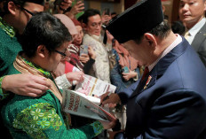 Cerita Diaspora di Jepang Deg-degan Dapat Tanda Tangan Prabowo, Momen Tak Terlupakan