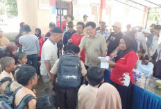 Dindik Beltim Salurkan Bantuan Perlengkapan Sekolah untuk Siswa Kurang Mampu di Pulau-Pulau Terpencil