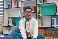 Kisah Rafly, Siswa Samarinda Bekerja Sambil Sekolah Demi Harapan di Sekolah Garuda