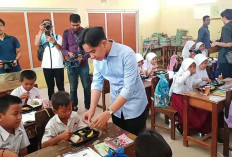 Gibran Uji Coba Makan Siang Bergizi Gratis di SDN Bogor, Ini Menu-menunya