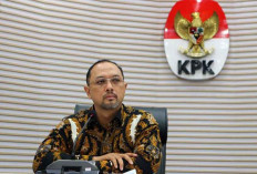 Penyidik KPK Geledah Rumah Mendes PDTT, Sita Uang dan Barang Bukti 