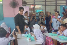 Gibran Tinjau Uji Coba Makan Bergizi Gratis di SDN 4 Kota Tangerang