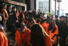 Polri Tangkap 321 WNA Sindikat Judi Online Lintas Negara di Jakarta Barat