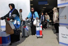 PPIH Siagakan Tim Kesehatan di Bandara Madinah, Pastikan Jamaah Tiba dalam Kondisi Sehat