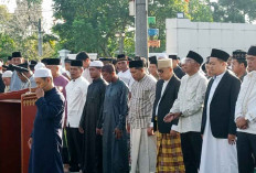 Bupati Belitung Salat Id Bareng Warga, Djoni Mohon Maaf Jika Ekspektasi Belum Tercapai