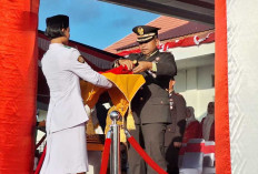 Dandim 0414 Belitung Jadi Irup Penurunan Bendera Merah Putih di Kantor Bupati Beltim