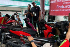 Pertamina Gelar Ganti Oli Gratis untuk 1.000 Motor Korban Banjir Jabodetabek