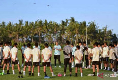 Meski Menang 3-1 Atas India, Nova Arianto Fokus Perbaiki Kekurangan Timnas Indonesia U-17