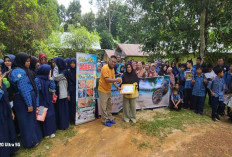 SMPN 2 Kelapa Kampit Kunjungi UKM Abel Snack, Studi P5 Kearifan Lokal