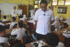 Susu Tidak Dijadwalkan Setiap Hari dalam Program MBG, Istana Berikan Penjelasan