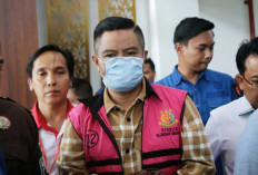 Niat dan Tindakan Dibalik Kantong Parlemen