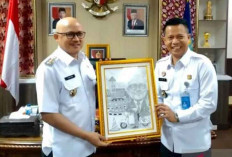Pj Bupati Belitung Terkesan Karikatur Karya WBP di Lapas Tanjungpandan