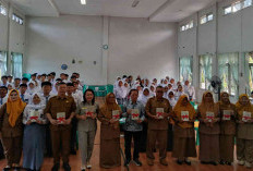 Kurnianto Purnama Luncurkan Buku Puisi Sang Pengacara