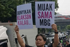 MBG Watch Gelar Aksi di Kantor BGN, Ajak Pengendara Bunyikan Klakson sebagai Bentuk Protes