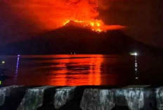 Bandara Sam Ratulangi Sulawesi Utara Masih Ditutup Akibat Abu Vulkanik Gunung Ruang