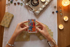 Ramalan Tarot Terbaru 2026: Rezeki Lancar, Peluang Emas Terbuka, Hidup Makin Beruntung