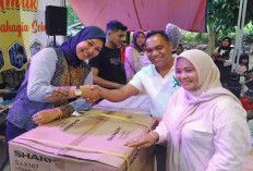 Rayakan Milad Ke-57, Ketua Komisi III DPRD Babel Taufik Rizani Berbagi Hadiah dengan Masyarakat