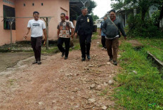 Anggota DPRD Belitung Ivan Haidari Tinjau Kerusakan Jalan Ahmad Dahlan