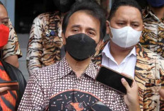 Roy Suryo Dilaporkan Jokowi, Responsnya Mengejutkan