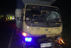 Kecelakaan di Badau, Pengendara KLX Tewas Tabrakan dengan Truk