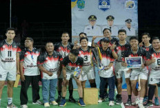 Kalahkan Rival Desa Sungai Samak, Tim Putra Air Saga 1 Jawara Kades Cup IV Desa Air Seruk 2025