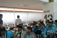 Yusril Nilai Haji Nonprosedural Lebih ke Persoalan Administratif, Bukan Tindak Pidana
