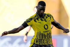 Hansi Flick Incar Penyerang Dortmund Serhou Guirassy untuk Gantikan Lewandowski