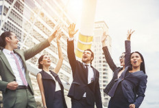 9 Kebiasaan Kunci Membangun Kekayaan, Hidup Mapan di Usia 30-an Tanpa Kehilangan Bahagia