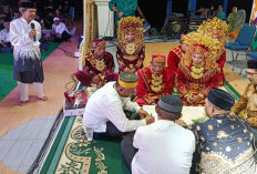 Pernikahan Adat Belitung Semarakkan Festival Baznas 2025 di Tanjungpendam