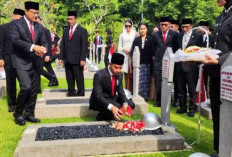 Wakil Presiden Gibran Memimpin Upacara Peringatan Hari Pahlawan di TMP Kalibata