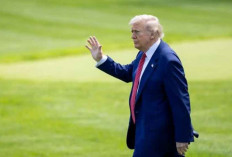 Donald Trump Ancam Tarif 25 Persen untuk Ponsel Pintar yang Tidak Diproduksi di AS