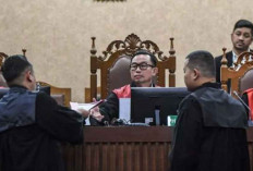 Jalani Pemulihan Pascaoperasi, Sidang Kasus Dugaan Korupsi Nadiem Makarim Ditunda
