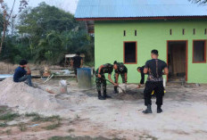 RTLH Milik Rusdiansyah Mulai Cat Pintu dan Pasang Lantai Keramik