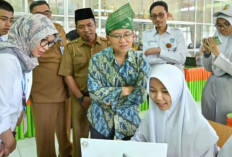 Wamendikdasmen Pantau Kegiatan Pembelajaran Coding-AI dan Memastikan Kesiapan Sekolah