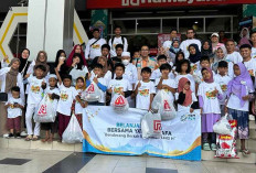 Mengejar Berkah Ramadhan, PLN Babel Mengajak Anak Yatim Dhuafa Belanja Bahagia