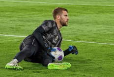 Maarten Paes dan Jimmy Maurer Bersaing untuk Posisi Kiper Utama di FC Dallas