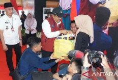 Menteri Sosial Syaifullah Yusuf Pastikan Kebutuhan Dasar Masyarakat Miskin Tidak Terabaikan