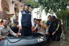 Kemensos Salurkan Bantuan Rp900 Juta untuk Korban Banjir di Pasuruan