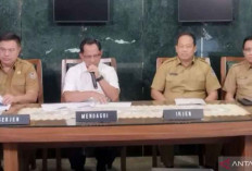 Umrah Saat Bencana, Bupati Aceh Selatan Diberhentikan Sementara