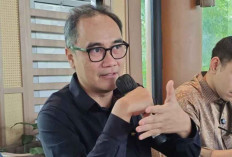 Kemkomdigi: Data Biometrik Registrasi Kartu SIM Disimpan Dukcapil, Bukan Operator Seluler