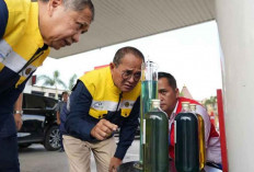 Bahlil Minta Warga Bijak Gunakan BBM, Ingatkan Larangan Penimbunan di SPBU