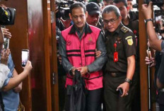 Jaksa Sebut Nadiem Jalankan Pengadaan Chromebook untuk Kepentingan Bisnis Pribadi