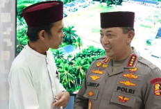 Kapolri Sambangi UAS dan Rocky Gerung di Riau, Bicara Kritik dan Persatuan Bangsa