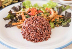 Nasi Merah vs Nasi Putih, Mana yang Lebih Sehat? Ini Penjelasan Lengkapnya