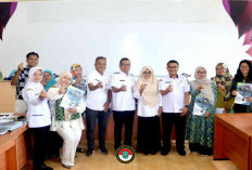 Pemkab Belitung Serahkan 44 Sertifikat Halal Gratis untuk UMKM